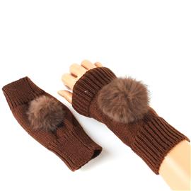 Pom Pom Gloves Warmer