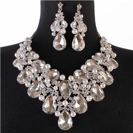 Pearl Crystal Teardrop Necklace Set