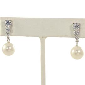 Cubic Zirconia Pearl Earring