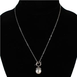 Cubic Zirconia Pearl Necklace