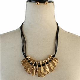 Fashion MetaL Cord Necklace Set