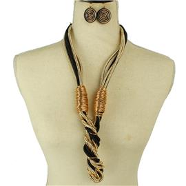 Fashion Long Wired Necklace Set