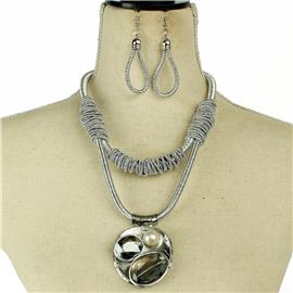 Cord Semi Stones Necklace Set