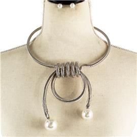 Pear Choker Set