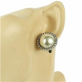 Pearl Round Clip-On Earring