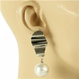 Zic Zac Pearl Earring