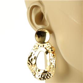 Metal Hammeres Oval Earring