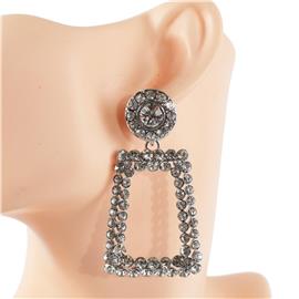 Crystal Dangle Earring