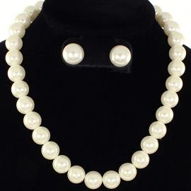 Pearl Necklace Set