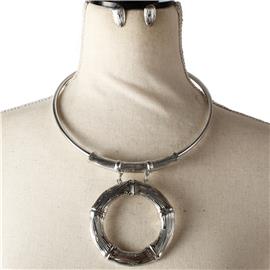 Metal Choker Round Necklace Set