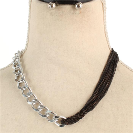 Fashion Metal Necklace Set