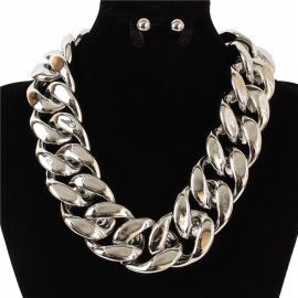 Metal Chunky Necklace Set