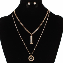 Metal Necklace Set