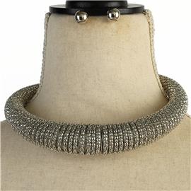 Metal Fashion Necklace Set