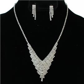 Rhinestone Jr V Shaped Necklace Set