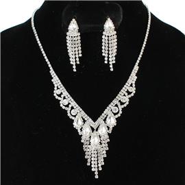 Rhinestone Teardrop Fringed Necklace Set