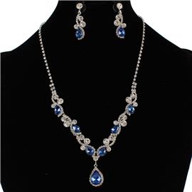 Glass Teardrop Necklace Set