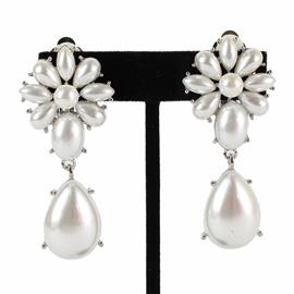 Clip On Pearl Dangle Earring