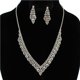 Rhinestones V Shaped Necklace Set