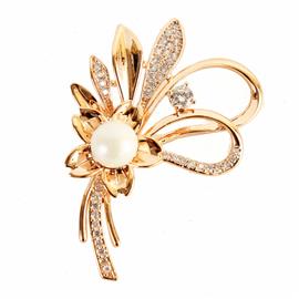 Metal Pearl Flower Brooch