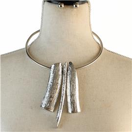 Hammered Metal Bar Choker Set