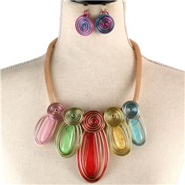 Metail Coil Oval Necklace Set