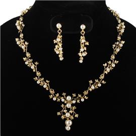 Casting Flower Pearl Necklace Set