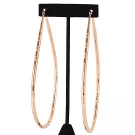 Tear Metal Hoop Earring