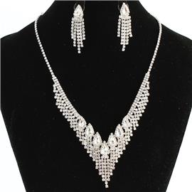 Rhinestone Teardrop Fringe Necklace Set