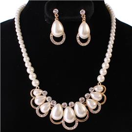 Pearl Casting Teardrop Necklace Set