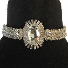 Rhinestones Oval Choker Necklace