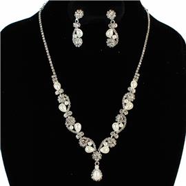 Pearl Swirl Necklace Set