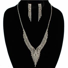 Rhinestones Swirl fringed Necklace Set