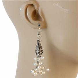 Wired Pearl Earring