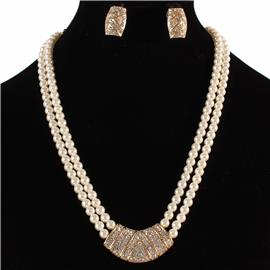 Pearls Two Layereds Necklace Set