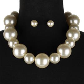 Pearl Necklace Set