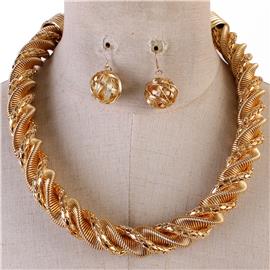 Twisted Chain Necklace Set