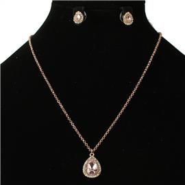 Pendant Tear Necklace Set