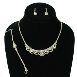 Jr Rhinstones 3 Pcs Necklace Set