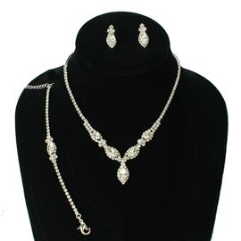 Jr Rhinestones Glass Leaves 3 Pcs Necklace Set