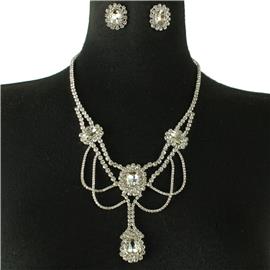 Rhinestones Teardrop Necklace Set