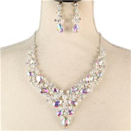 Crystal Pearl Teardrop Necklace Set