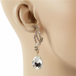 Crystal Dangle Earring