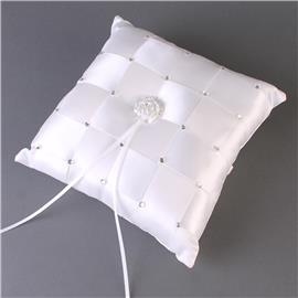 Acrylic Flower Rig Pillow For Wedding