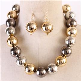 Metal Ball Necklace Set