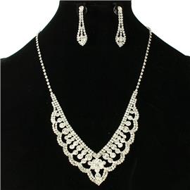 "Rhinestones Swirl "V" Cut Necklace Set "