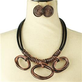 Fashion Leather Wired Necklace Set