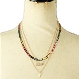 Omega Print Glam Necklace Set